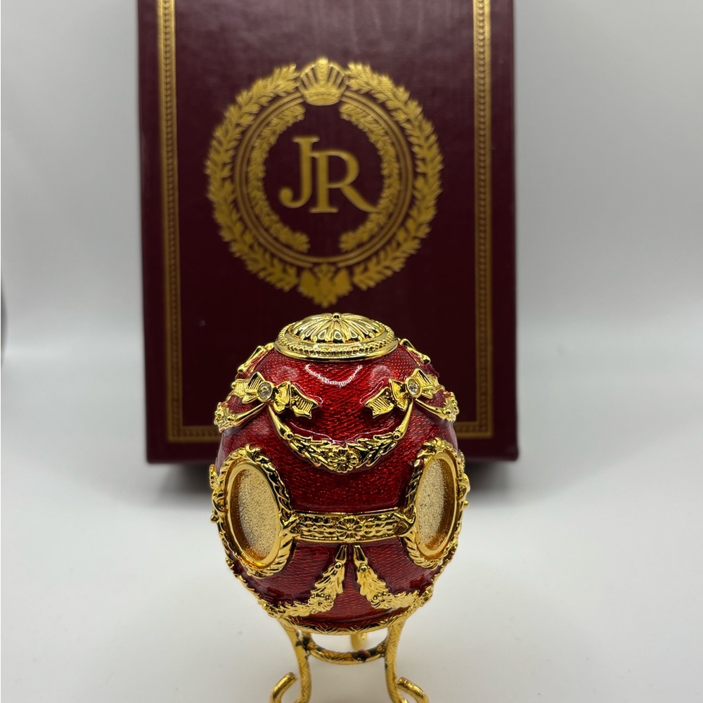 Joan Rivers Portrait Egg Red and Gold Decorative Egg